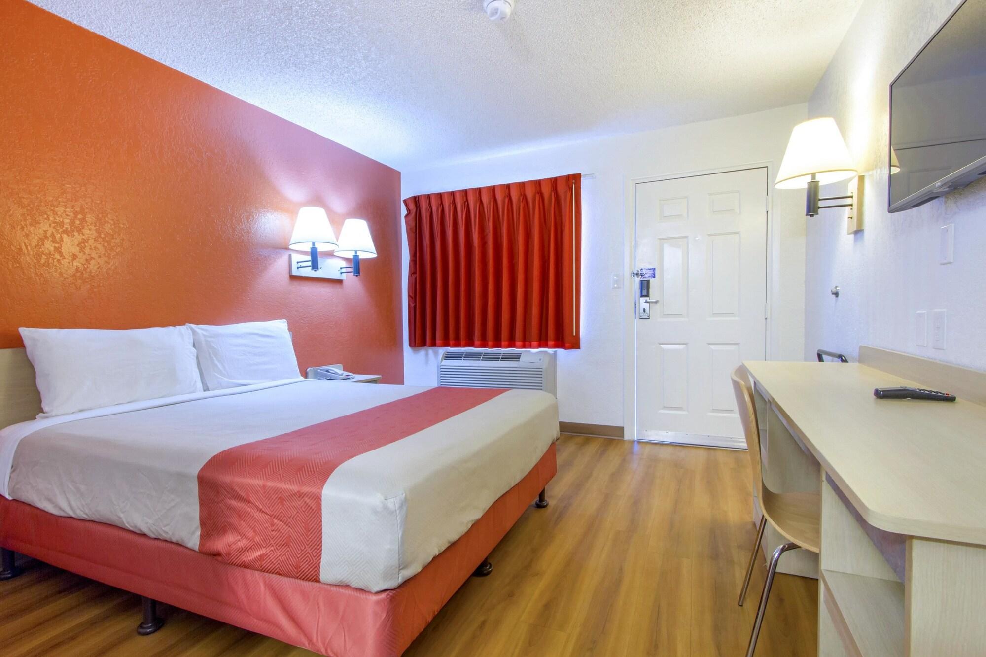 Motel 6-Phoenix, Az - Airport - 24Th Street Екстер'єр фото