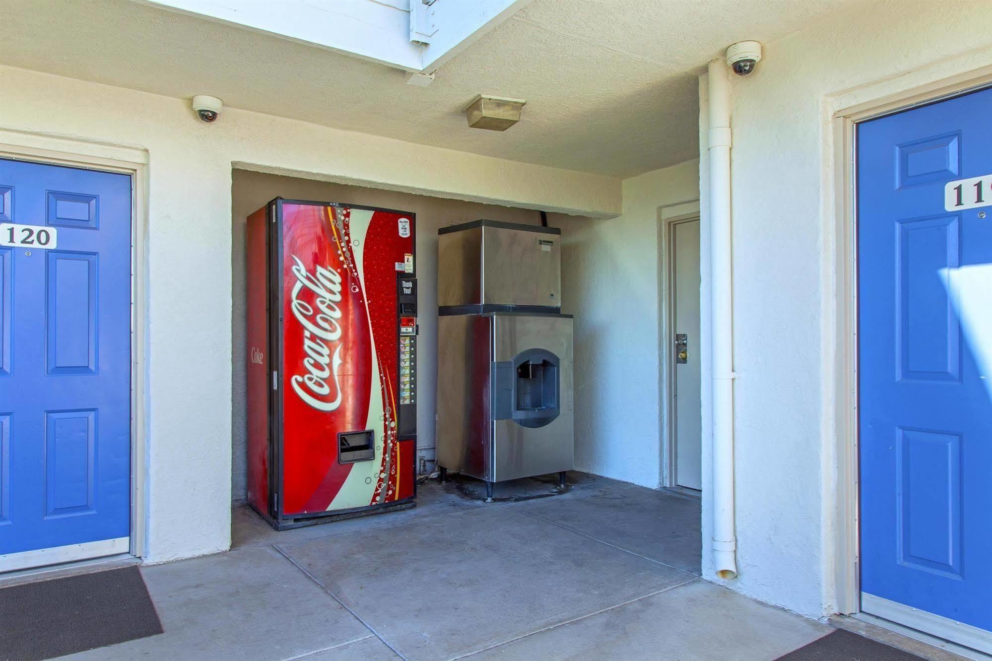 Motel 6-Phoenix, Az - Airport - 24Th Street Екстер'єр фото