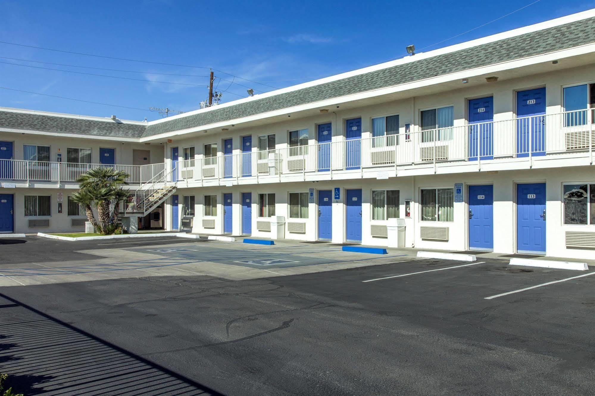 Motel 6-Phoenix, Az - Airport - 24Th Street Екстер'єр фото