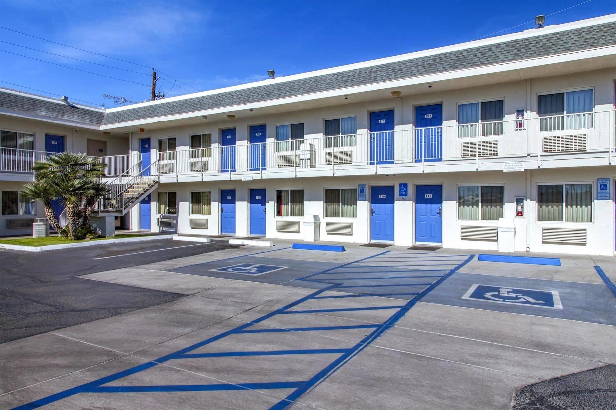 Motel 6-Phoenix, Az - Airport - 24Th Street Екстер'єр фото